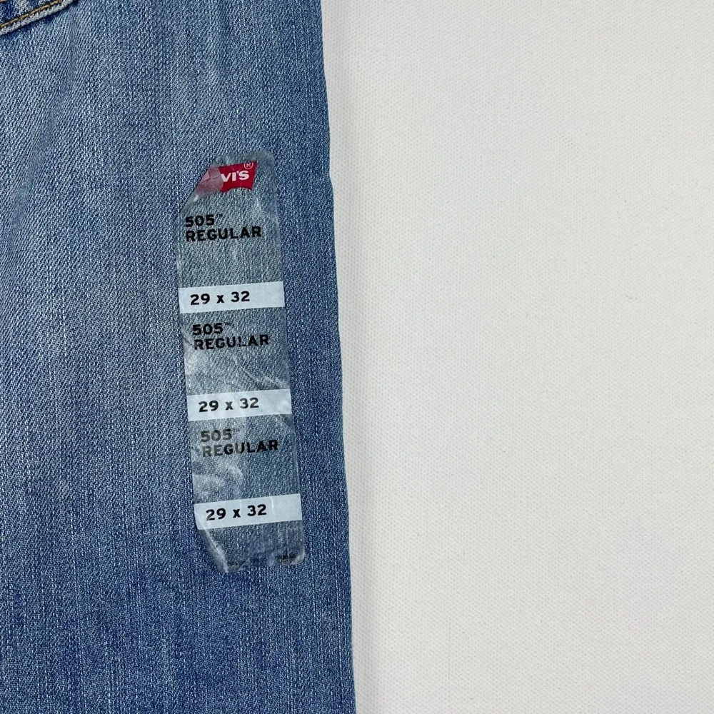 Levi's 505 Regular Fit Straight Leg Light Wash Blue Denim Jeans Mens 29x32 NWOT